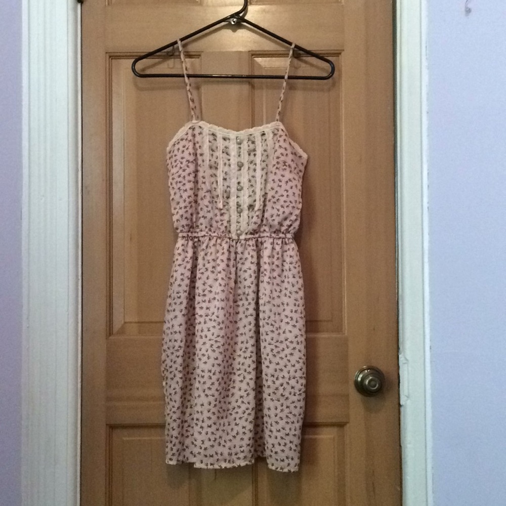 Vintage-style spring dress